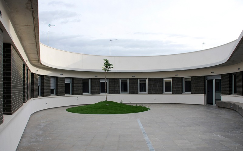 06