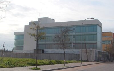 28 Viviendas y Centro Social Su Eminencia