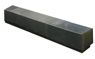 Banco metálico interior para el Centro de Interpretación de Restos Arqueológicos. San Juan de Aznalfarache.